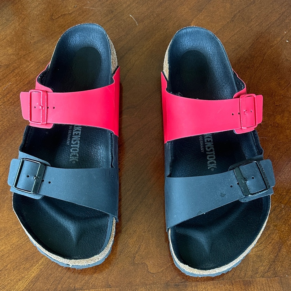Birkenstock Men’s Sandals in Red and Black